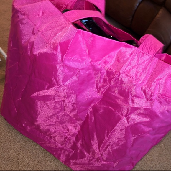 RARE 👛👛PINK VICTORIA SECRET LARGE TOTE 🔴SALE - Picture 5 of 15